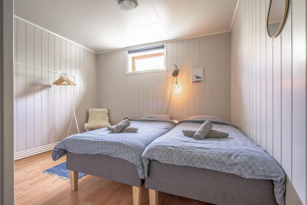 Sund  Sundet Lofoten Holiday Houseヴィラ エクステリア 写真