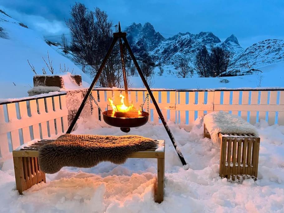 Sund  Sundet Lofoten Holiday Houseヴィラ エクステリア 写真
