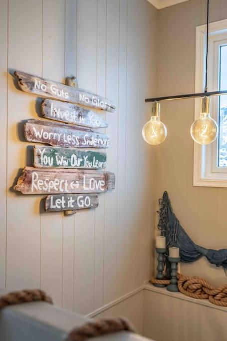 Sund  Sundet Lofoten Holiday Houseヴィラ エクステリア 写真